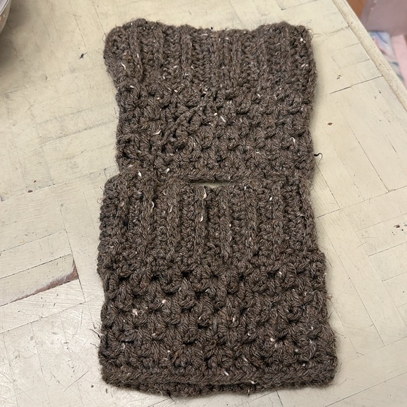 Hand crocheted boot cuffs - Picture 3 of 3